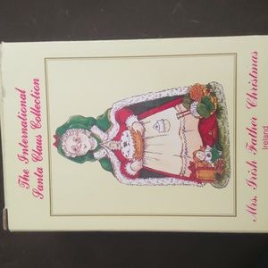 The Mr And Mrs Irish Father Christmas Ireland Figurine Set